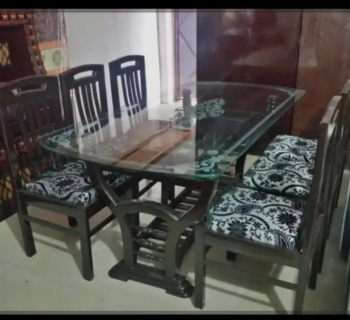 DINNING TABLE