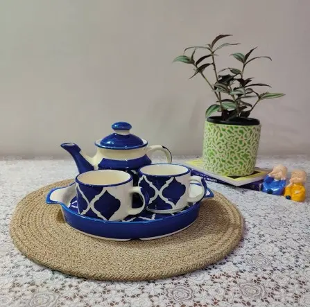 TEA POT